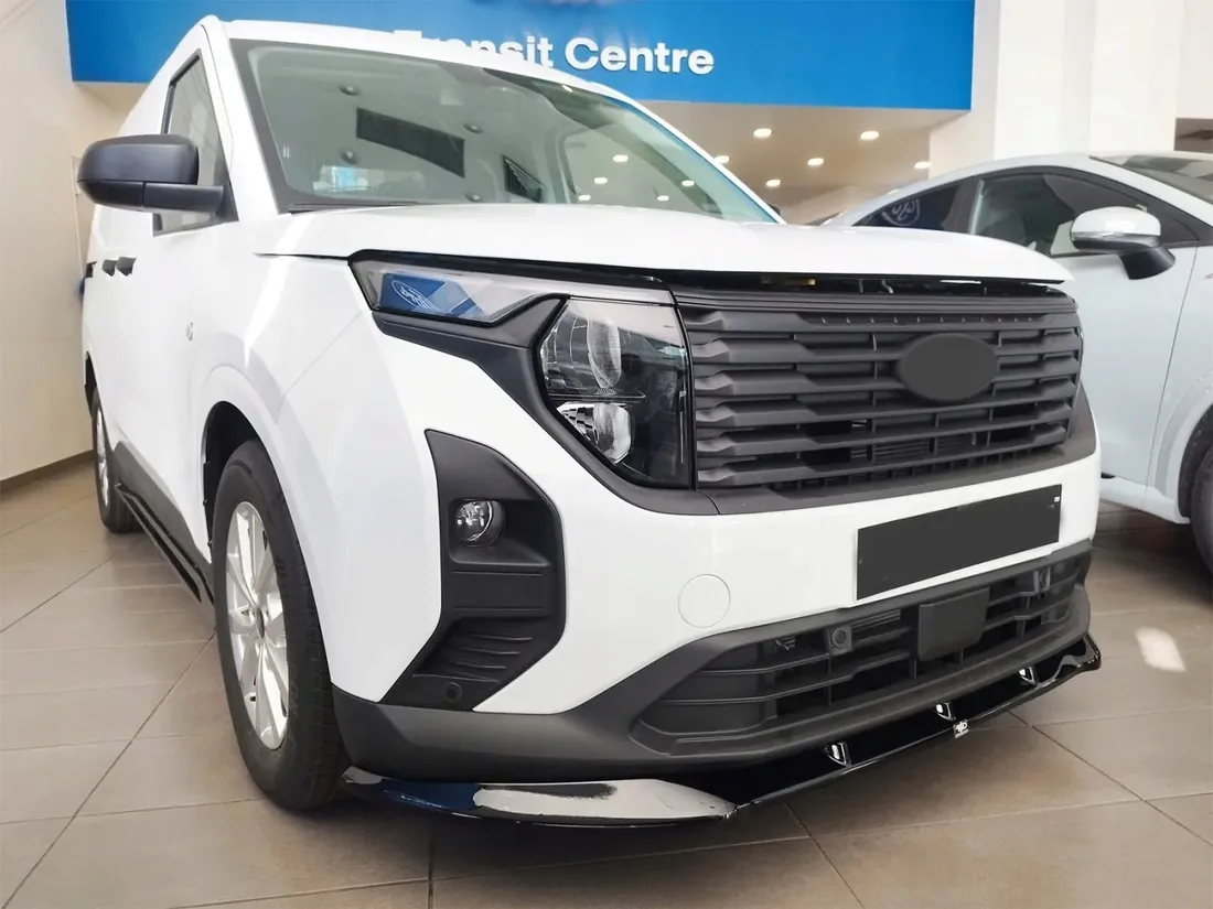 dokladki-progow-do-ford-transit-courier-ii-2023-