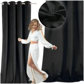 zaslona-welurowa-przelotkach-czarna-kolka-zaciemniajaca-gotowa-welur-velvet