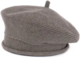 beret-niebanalny-ciemny-bezowy-or-z-antenka-z-welna-cz18416