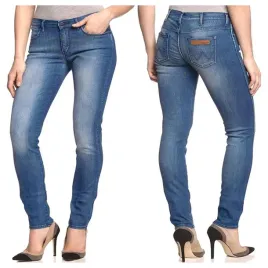 damskie-spodnie-jeansowe-wrangler-corynn-25-32