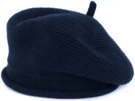 beret-niebanalny-granatowy-or-z-antenka-z-welna-cz18416