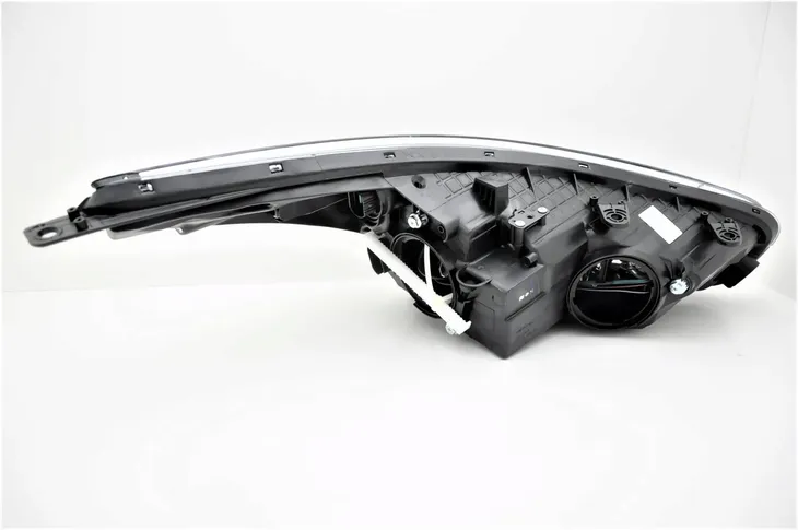 kia-ceed-2012-reflektor-led-lewy-h7h7h7-rodzaj-swiatel-mijania-tradycyjne-halogenowe