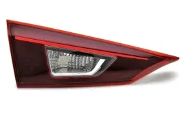 mazda-3-sedan-2013-lampa-led-tylna-lewa
