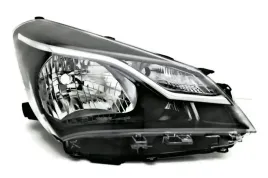 toyota-yaris-od-2017-reflektor-prawy-nowy-h4