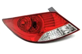 hyundai-i25-solaris-od-2010-lampa-lewa