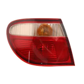 lampa-tyl-lewy-nissan-almera-ii-n16-00-06