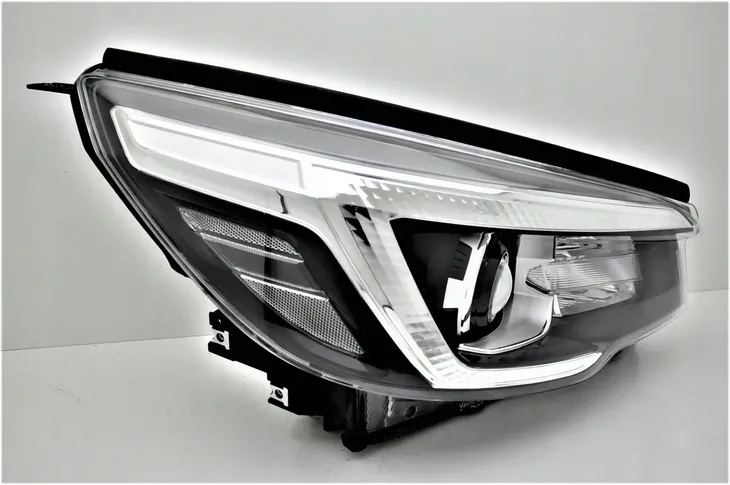 subaru-forester-od-2019-reflektor-led-prawy-strona-zabudowy-prawa