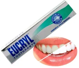 eucryl-freshmint-wybielajaca-pasta-do-zebow-usuwa-nalot-i-przebarwienia