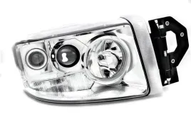 renault-premium-2006-reflektor-prawy-nowy-depo