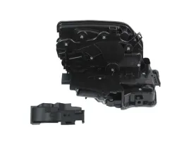 zamek-drzwi-lewy-tyl-bmw-5-g30-7-g11-g12-x5-f15-x6-f16