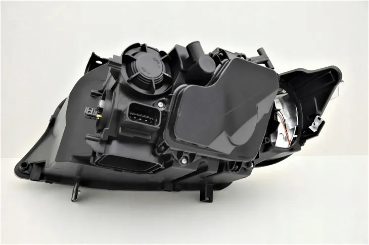 bmw-3-e90-e91-2008-11xenon-reflektor-prawy-rodzaj-swiatel-mijania-ksenonowe