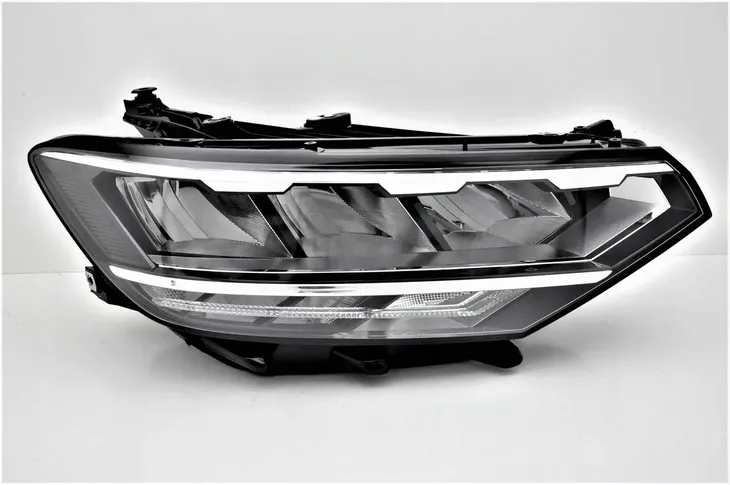 vw-passat-b8-19-reflektor-led-prawy-nowy-wersja-europejska