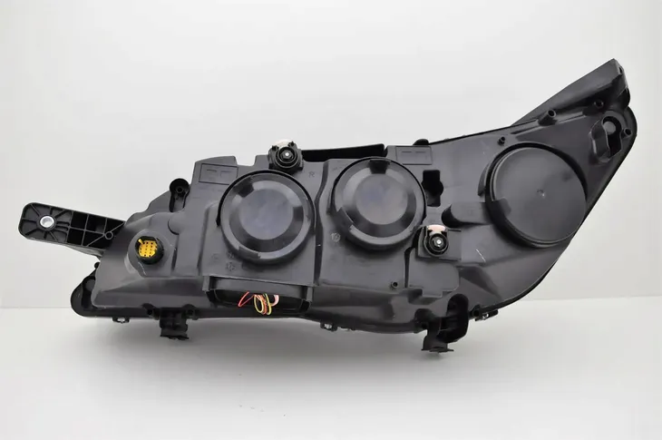 ducato-boxer-jumper-14-reflektor-led-prawy-rodzaj-swiatel-mijania-tradycyjne-halogenowe