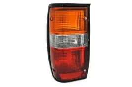 mitsubishi-l200-87-95-lampa-tylna-lewa-depo