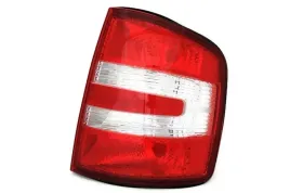 skoda-fabia-kombi-sedan-2004-07-lampa-tylna-prawa