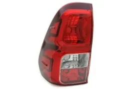 toyota-hilux-2015-lampa-tyl-tylna-lewa-nowa-kab