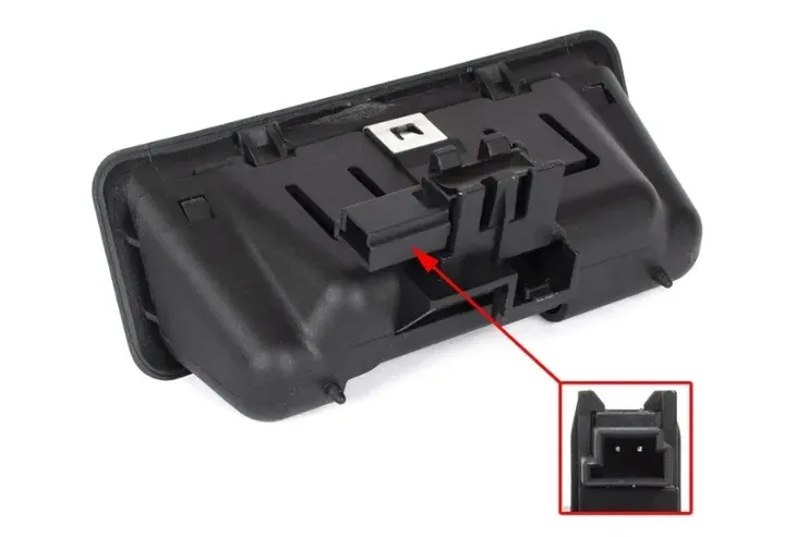 mikrostyk-klapy-bagaznika-bmw-e60-e61-e90-e91-e92-stan-nowy-strona-zabudowy-tyl