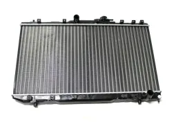 chlodnica-wody-toyota-avensis-t22-2-0td-97-03