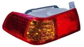 lampa-tyl-tylna-lewa-toyota-camry-v3-01-06