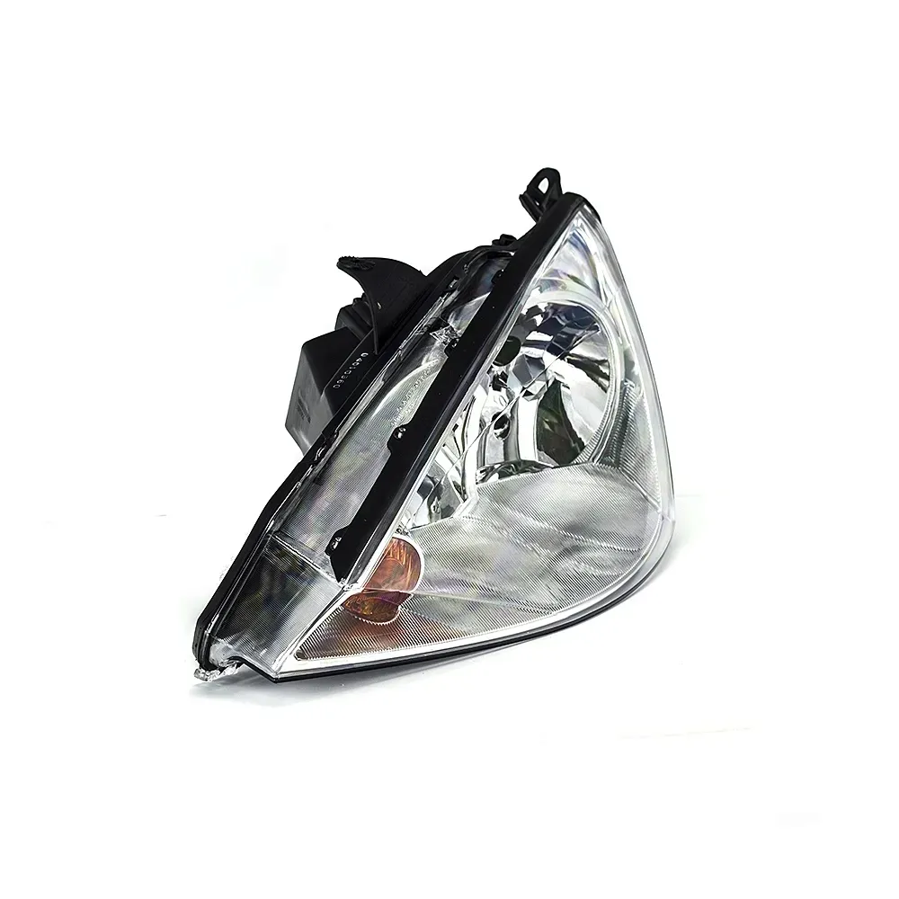 reflektory-lampy-ford-focus-98-komplet