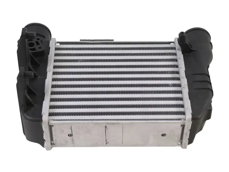 intercooler-audi-a4-b6-b7-1-8-t-00-09-producent-czesci-abakus