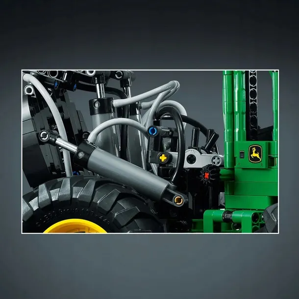 42157-lego-technic-traktor-john-deere-948-minimalny-wiek-dziecka-11
