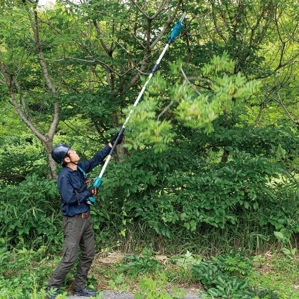 makita-aku-okrzesywarka-pila-lanuchcowa-20cm-lxt-18v-2x3ah-bl1830-dua200-waga-urzadzenia-3-kg