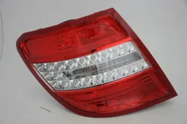 mercedes-c-w204-kombi-06-10-lampa-tylna-led-lewa