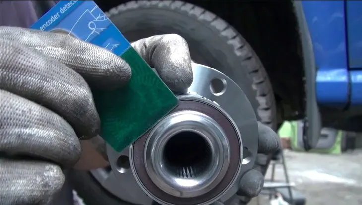 lozysko-piasta-kola-przod-bmw-5-e60-e61-6-e63-e64-numer-katalogowy-oryginalu-765601-31226765601
