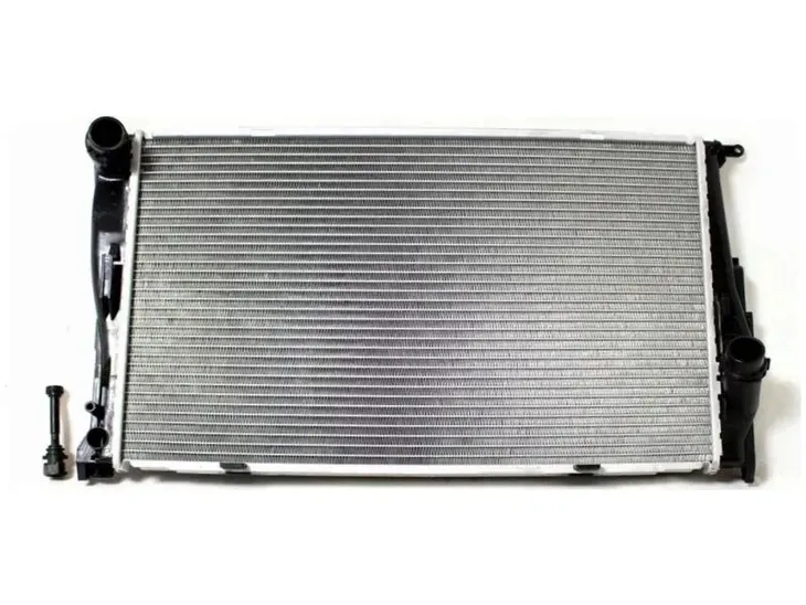 chlodnica-wody-silnika-bmw-e81-e82-e87-e88-e90-e91-e92-e93-e84-e89-stan-nowy-jakosc-czesci-zgodnie-z-gvo-p-zamiennik-o-jakosci-porownywalnej-do-oryginalu