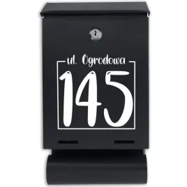czarna-skrzynka-matowa-pocztowa-z-tuba-personalizowany-adres-na-elewacje