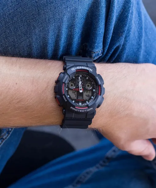zegarek-casio-g-shock-casio-ga-100-1a4er-mechanizm-kwarcowy