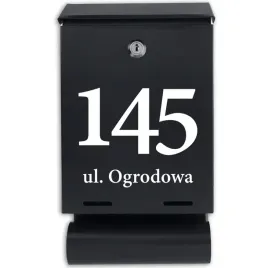 czarna-skrzynka-matowa-pocztowa-z-tuba-personalizowany-ulica-na-ogrodzenie