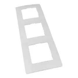 ramka-potrojna-legrand-niloe-biala-do-gniazd-0036