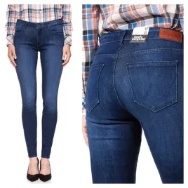 damskie-spodnie-jeansowe-wrangler-skinny-25-32