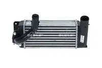 nrf-chlodnica-intercooler-toyota-auris-06-12