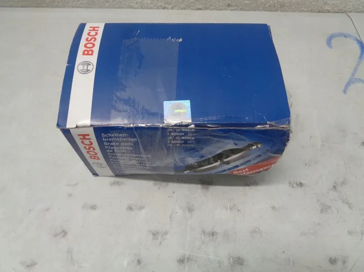 bosch-klocki-hamulcowe-opel-insignia-waga-z-opakowaniem-4-kg