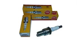 swieca-ngk-zaplonowa-br8es-5422-honda-yamaha