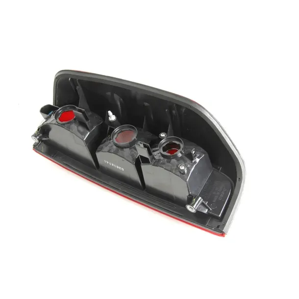 depo-le-nissan-np300-typ-samochodu-samochody-osobowe