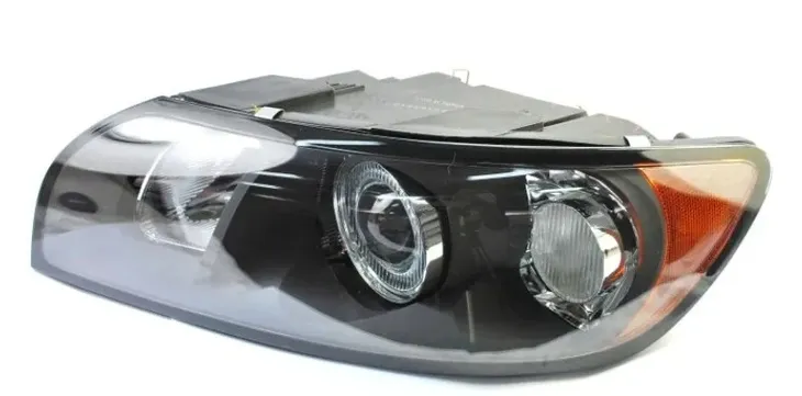 depo-volvo-le-rodzaj-swiatel-mijania-tradycyjne-halogenowe