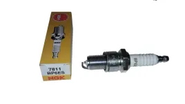swieca-zaplonowa-ngk-bp6es-7811