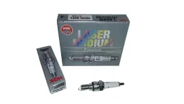 swieca-ngk-imr9c-9hes-irydowa-5766-honda-cbr