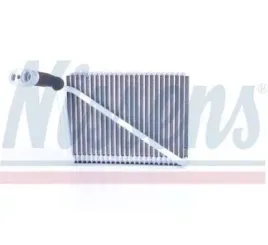 nissens-parownik-klimatyzacji-audi-a4-96-01