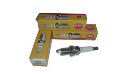 swieca-ngk-zaplonowa-zfr6v-g-8894-opel-astra-j