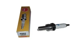 swieca-ngk-zaplonowa-cr6e-6965-yamaha-suzuki