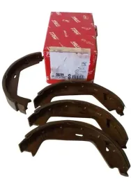 trw-szczeki-hamulcowe-ford-fusion-fiesta-v-01greater