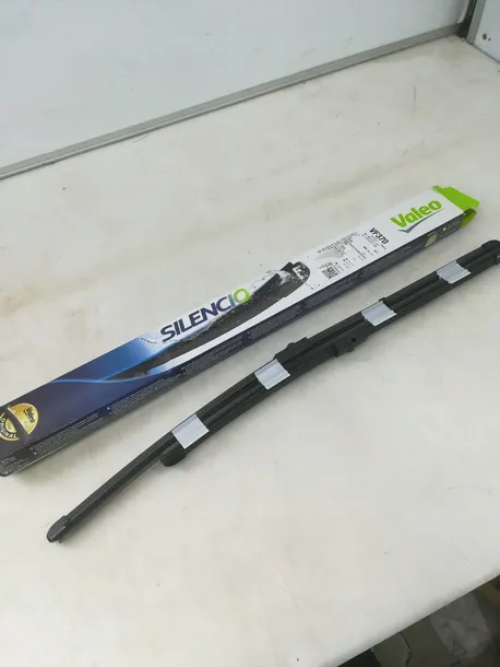 valeo-piora-wycieraczki-vm370-bmw-e-e90-e91-x1-strona-zabudowy-przod
