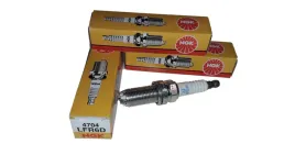 swieca-ngk-zaplonowa-lfr6d-4704-volvo-c70-s40-v50