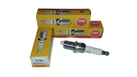 swieca-ngk-zaplonowa-bkur6etb-10-5742-daihatsu