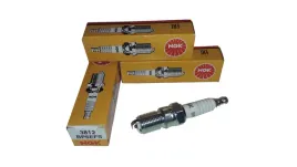 swieca-zaplonowa-ngk-bp6efs-3812-mercedes-peugeot